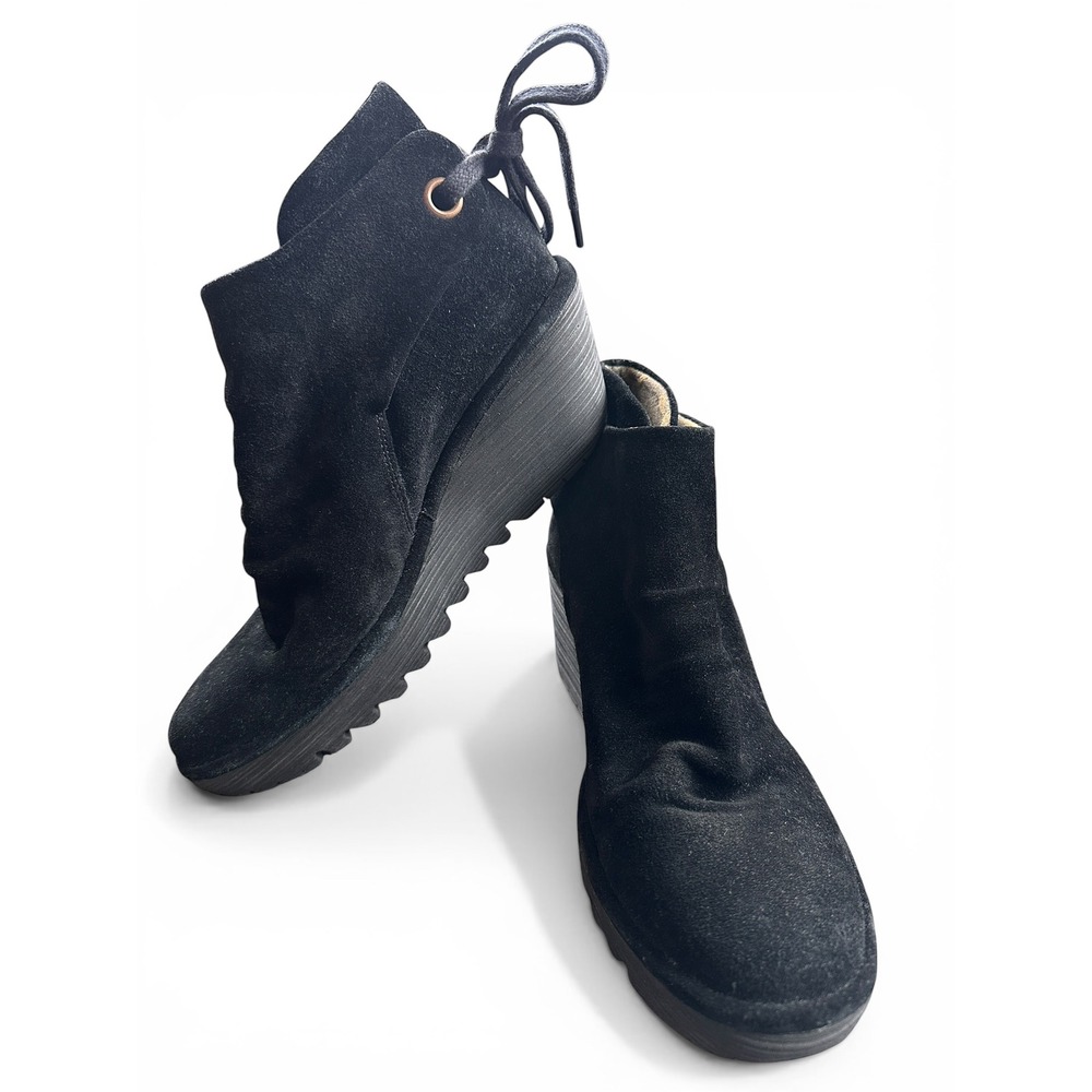 Fly London Yip Wedge Ankle Boots Wmn 41 Black Suede Excellent Lace Back Lug Sole